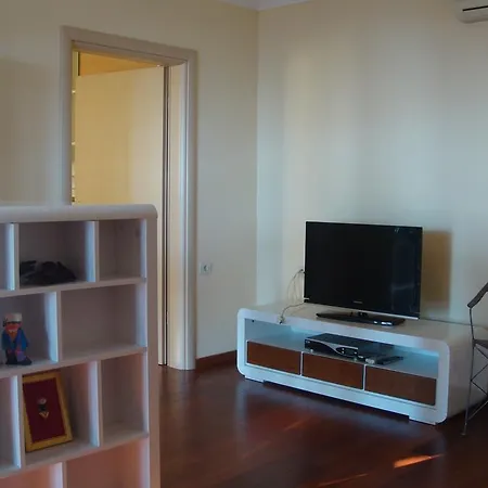 Leon And Leona 公寓