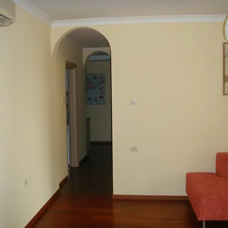 Leon And Leona * أوباتيا