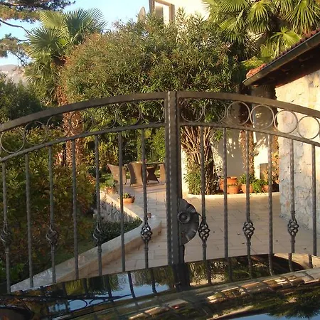 Leon And Leona شقة