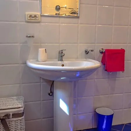 Leon And Leona شقة *