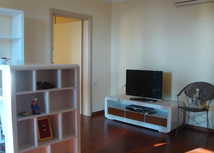 Leon And Leona Apartamento