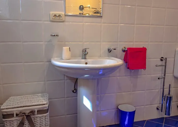 Leon And Leona Apartamento *