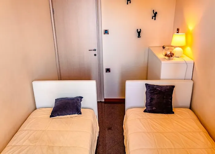 Leon And Leona Apartamento *