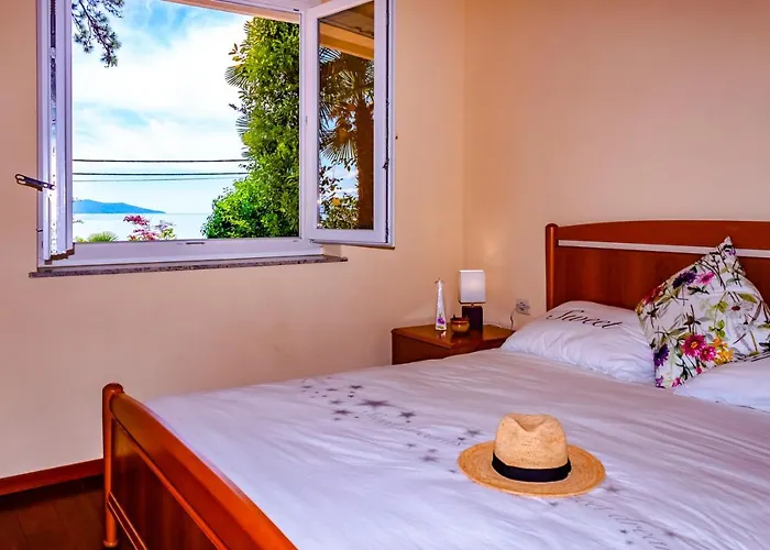 Leon And Leona Apartamento *