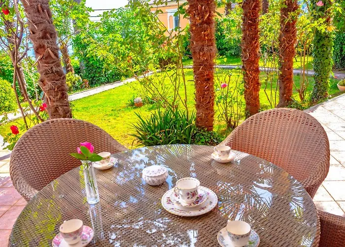 Leon And Leona * Opatija