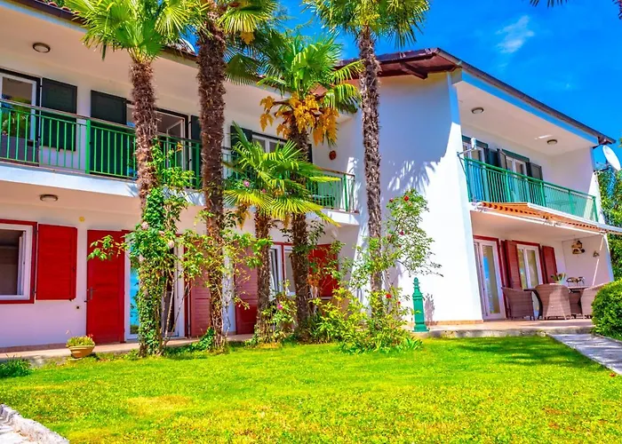 Leon And Leona Apartman